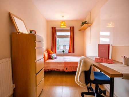 6 bedroom house to rent - Photo 4