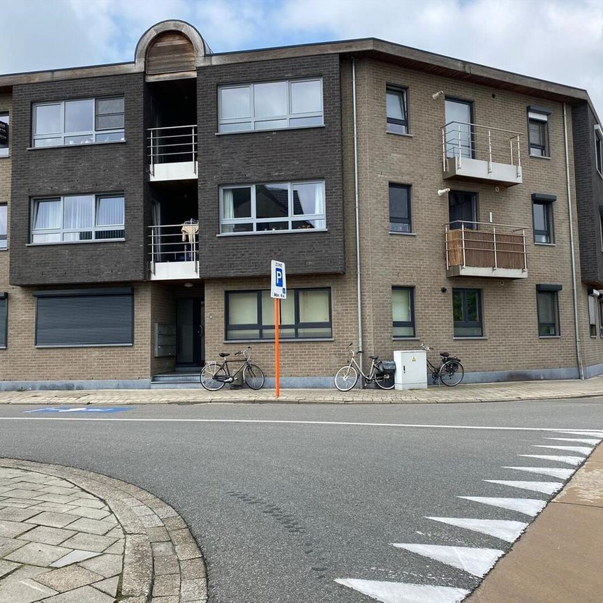 Verzorgd appartement met 1 slpk en staanplaats op een toplocatie in Mol-centrum! – Verlinden Vastgoed - Photo 1