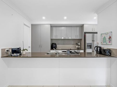 33 Highgate Drive, Flagstone - Photo 2