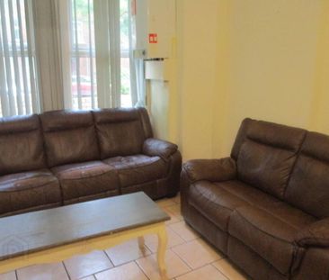 Great Apartment, 79a University Avenue, Queens Quarter, Belfast, BT... - Photo 1