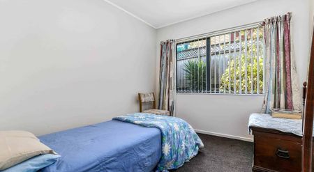 Light and Bright! - Photo 3