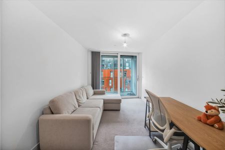 Telegraph Avenue London SE10 - Photo 2