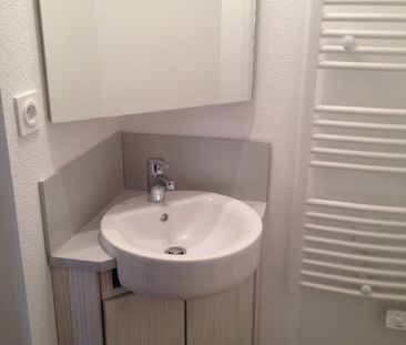Location Appartement 1 pièce 18m² MARSEILLE 9ème - Photo 3