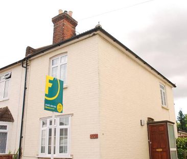 3 bedroom semi-detached house to rent - Photo 5