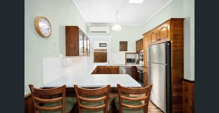 Perfectly positioned Spacious Home - 6 month lease offered - Photo 4