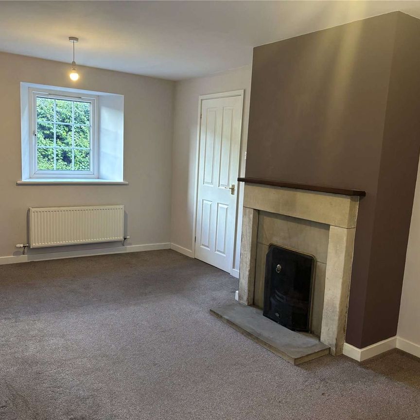 Two bedroom stone built cottage in rural setting offered on an unfurnished basis. - Photo 1