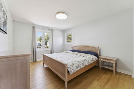 22 Welkin Crescent. Charming 4-Bedroom Home for Rent - Photo 5