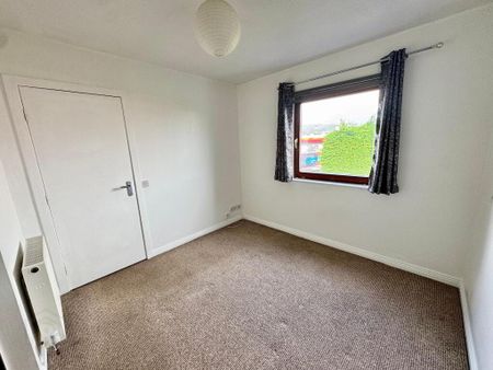 17 Seapoint, Belfast Road, Carrickfergus, BT38 8BB - Photo 4