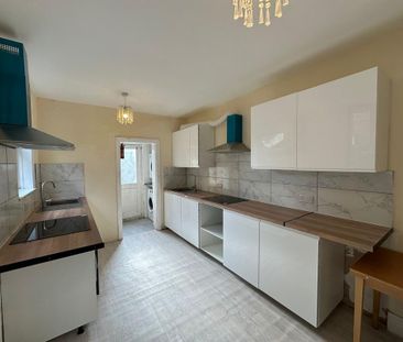 1 bedroom in a house share to rent - Photo 6
