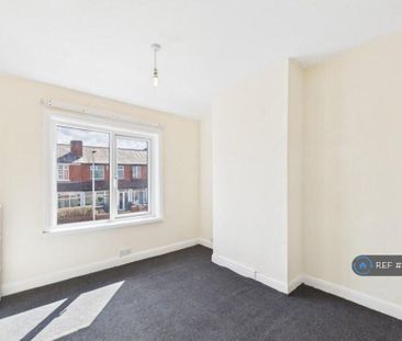 3 bedroom terraced house to rent - Photo 6