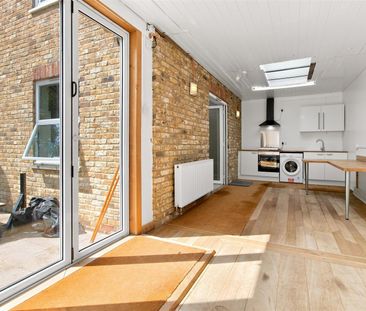 (All bills Included) Strayfield Road, Enfield EN2 - Photo 5