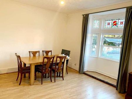 Manchester Road, Altrincham, WA14 - Photo 3