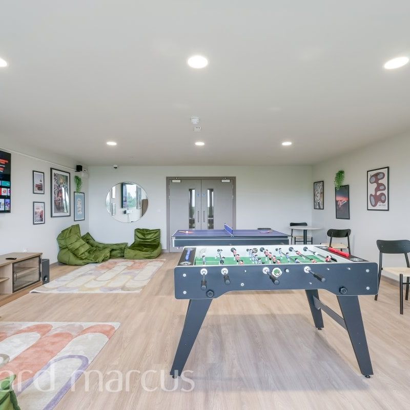 Victoria Road - Photo 1