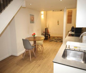1 bedroom flat to rent - Photo 2