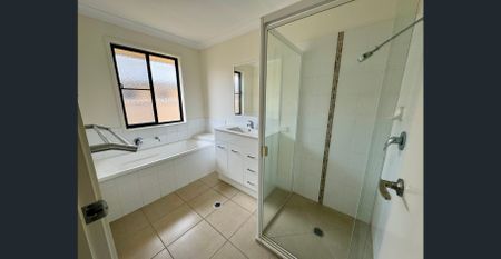 A Place to Call Home in a Quiet Family Setting - Photo 5