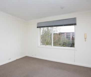 15/79 Alma Road, St Kilda VIC 3182 - Photo 5