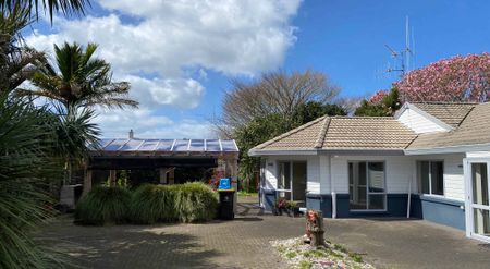 Spacious Family Home on Park Like Grounds - Photo 3