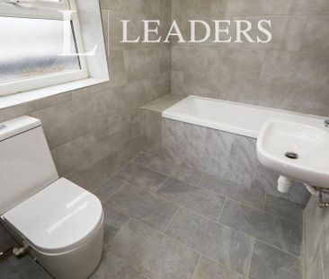 2 bedroom terraced house to rent - Photo 6