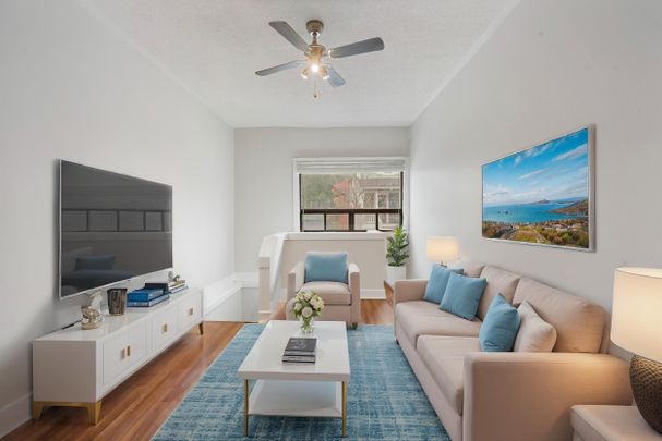 For Lease - 2-356 Timothy Street, Newmarket, Ontario - Photo 1