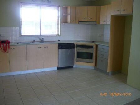 7/108-109 The Strand, North Ward QLD 4810 - Apartment For Rent | Domain - Photo 3