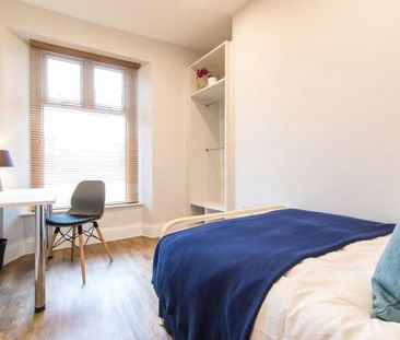 3 bedroom apartment to rent - Photo 3