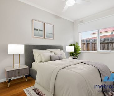 4/11 St Kinnord Street, ABERFELDIE, VIC - Photo 1