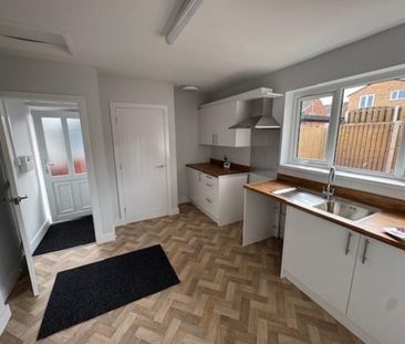 2 bedroom ground floor flat to rent - Photo 6