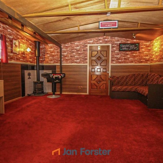 2 bedroom semi-detached house to rent - Photo 1