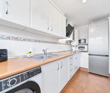 2 room luxury Apartment for rent in Benalmádena, Andalusia - Photo 5