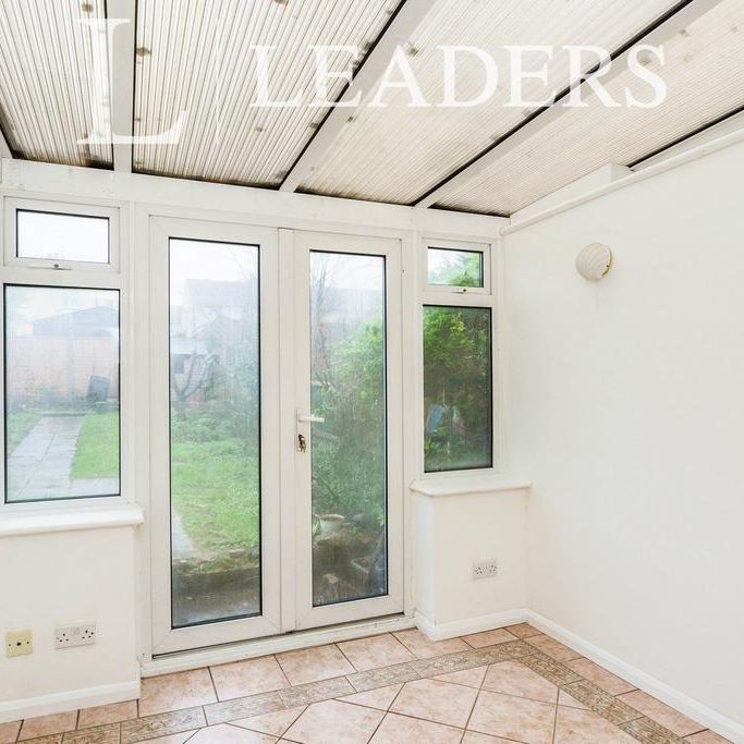 3 bedroom terraced house to rent - Photo 1