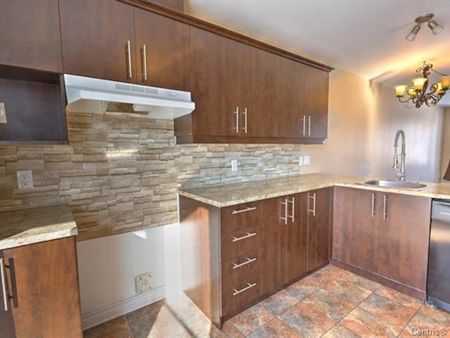 À louer / Appartement - Photo 4