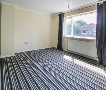 3 bedroom terraced house to rent - Photo 6