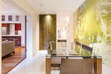 Warwick Square, London, SW1V flat to rent - Photo 3