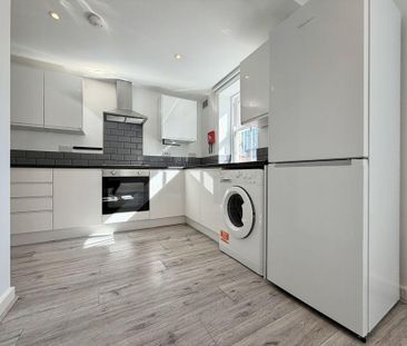 2 bedroom property to rent - Photo 3