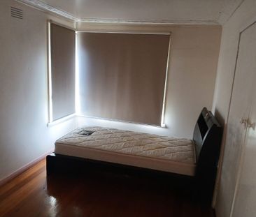 4-bedroom shared house, Bellevue ave - Photo 2