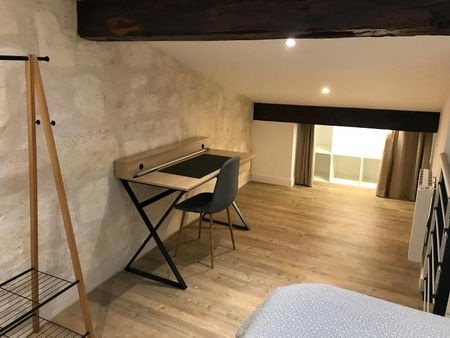 Location Appartement 1 pièce 32m² BORDEAUX 33000 - Photo 2