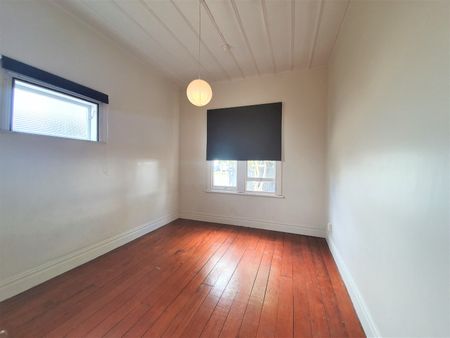 Onehunga - One bedroom unit - Photo 2