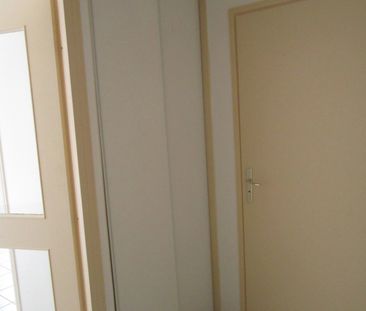 Location Appartement 2 pièces 41m² VALENCE 26000 - Photo 3