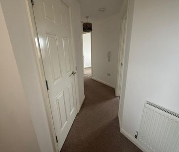 Rathbone Crescent, Peterborough - Photo 3