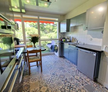 Location Appartement 3 pièces 65m² VELIZY VILLACOUBLAY 78140 - Photo 6