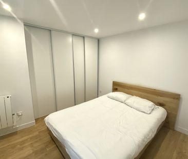 APPARTEMENT - RUE DE L'ARSENAL - FONDAUDEGE - Photo 3