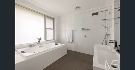 TRANQUIL FAMILY RETREAT WITH FLEXIBLE FLOORPLAN - Photo 5