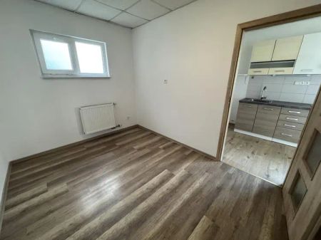 NABÍDKA PRONÁJMU PROSTORNÉHO BYTU 2+KK, V MALEBNÉ OBCI HRUŠOVANY U BRNA - Photo 5