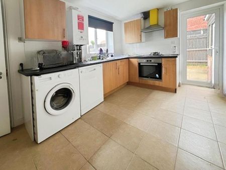 5 bedroom house share to rent - Photo 4