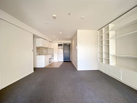 Welcome to apartment 409 in Soho Apartments. - Photo 2