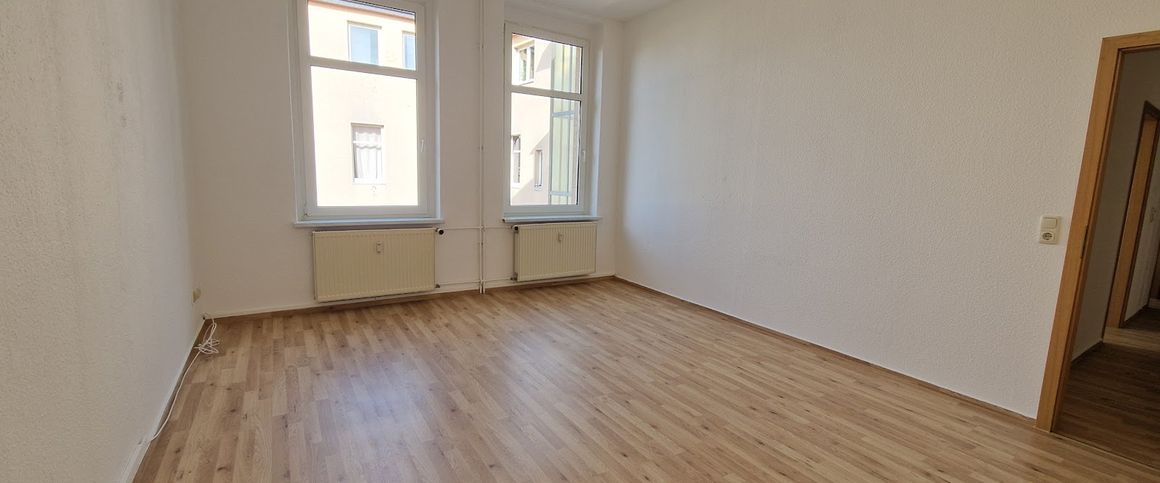 Großzügig geschnitten und mit Einbauküche - Leben in der Neustadt - - Foto 1