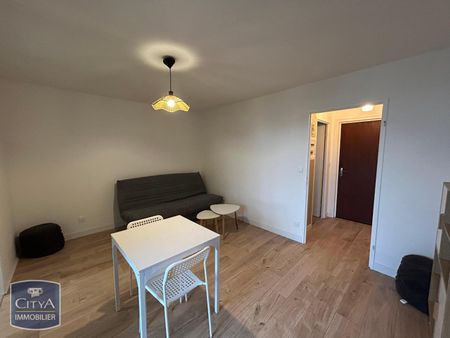 Location Appartement 1 pièce 24m² ALBI 81000 - Photo 4