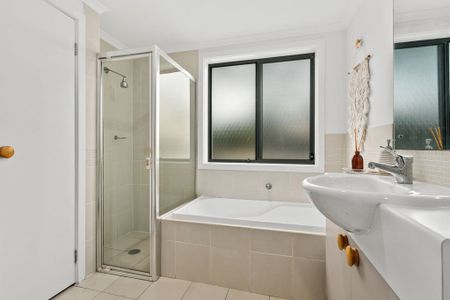 Modern Townhouse in Excellent Location! - Photo 3