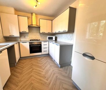 3 bedroom townhouse to rent - Photo 4