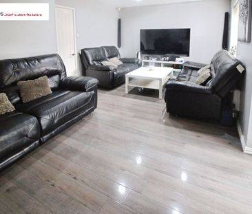 Wolfsbane Drive, Walsall - Photo 5